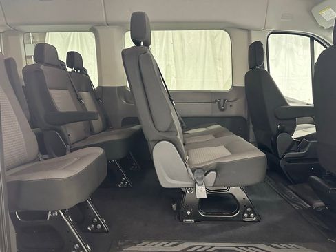 Used 2024 Ford Transit 350 XLT image 40