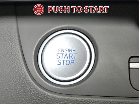 Used 2024 Hyundai Elantra SEL FWD image 20