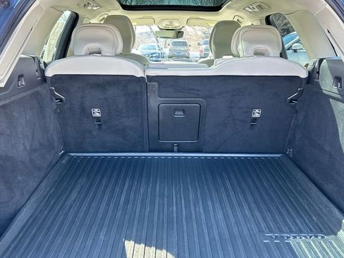Certified 2023 Volvo XC60 B5 Core w/ Climate Package image 27