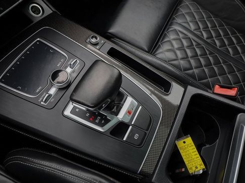 Used 2018 Audi SQ5 Prestige w/ Prestige Package image 59