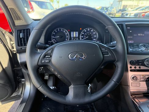 Used 2015 INFINITI Q40 w/ Navigation Package image 17