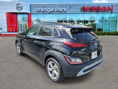 Used 2023 Hyundai Kona SEL image 3