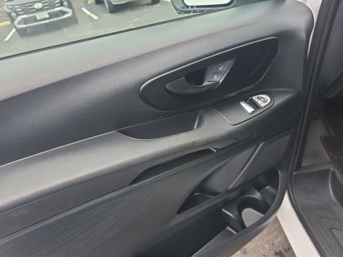 Used 2019 Mercedes-Benz Metris image 20