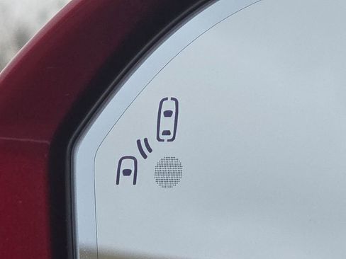 Used 2017 Lincoln MKC Select w/ Select Plus Package image 9