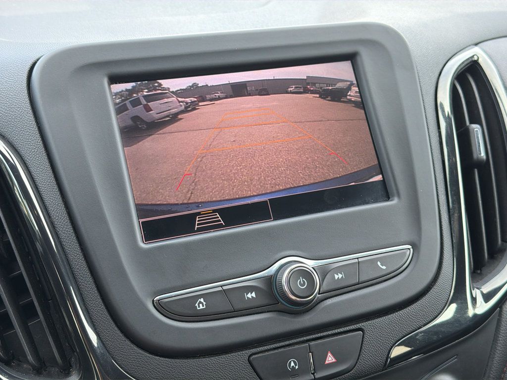 Used 2023 Chevrolet Equinox RS AWD/4WD image 17