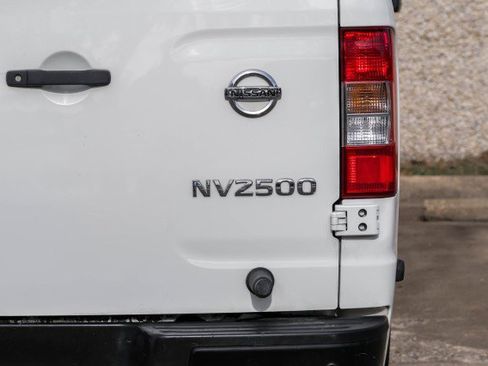Used 2019 Nissan NV 2500 SV w/ Navigation Package image 35