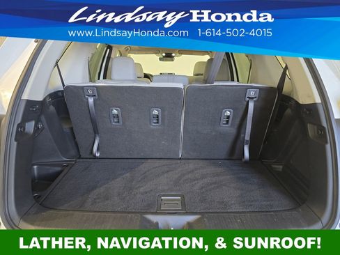 Used 2023 Honda Pilot Touring image 8