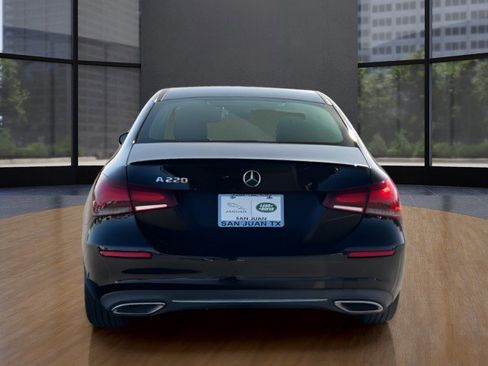 Used 2022 Mercedes-Benz A 220 image 4