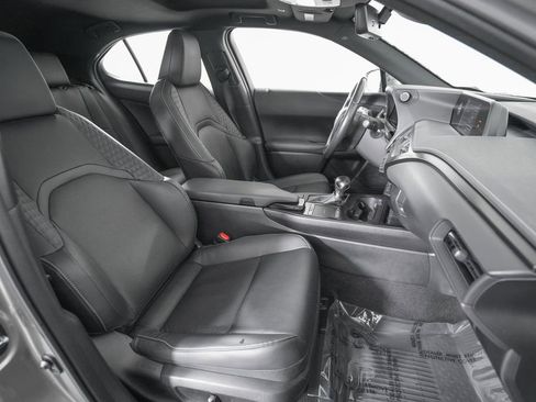 Certified 2020 Lexus UX 200 200 Premium 4D Sport Utility w/ Premium Package image 19