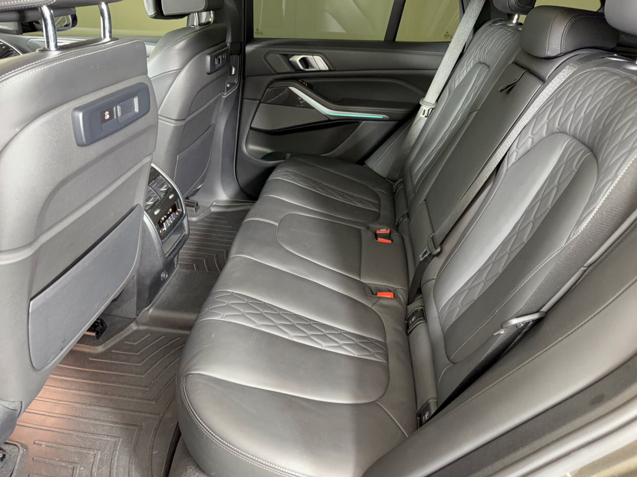 Used 2022 BMW X5 M50i AWD/4WD image 28