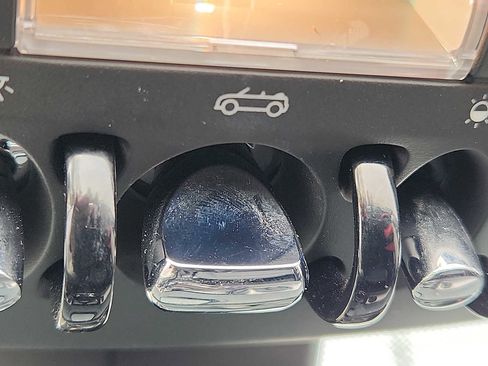 Used 2024 MINI Cooper Convertible image 27