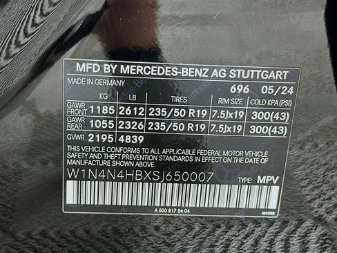 Used 2025 Mercedes-Benz GLA 250 4MATIC image 12