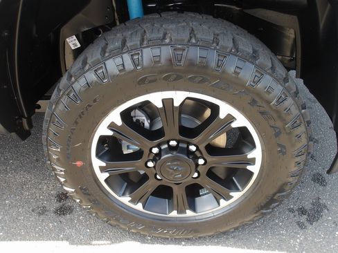 New 2026 RAM 2500 Tradesman image 10