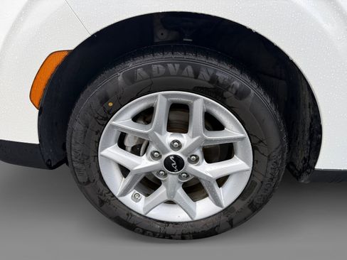 Used 2024 Kia Soul LX w/ Option Group 015 image 9