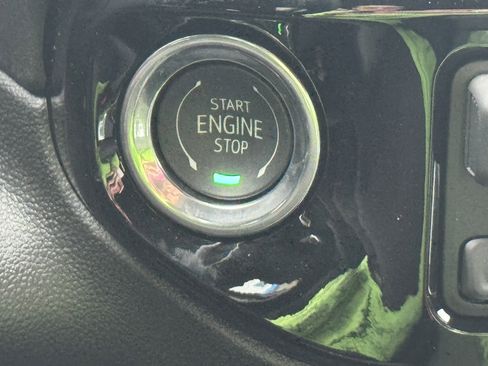 New 2025 GMC Sierra 2500 SLT w/ SLT Premium Package image 15