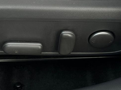 Used 2025 Hyundai Kona SEL image 22