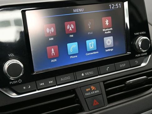 Used 2024 Nissan Altima 2.5 S image 30