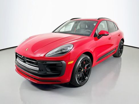 New 2026 Porsche Macan GTS image 1