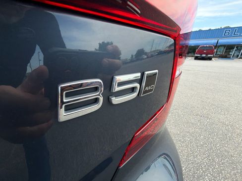 Used 2024 Volvo S60 B5 Plus AWD/4WD image 29