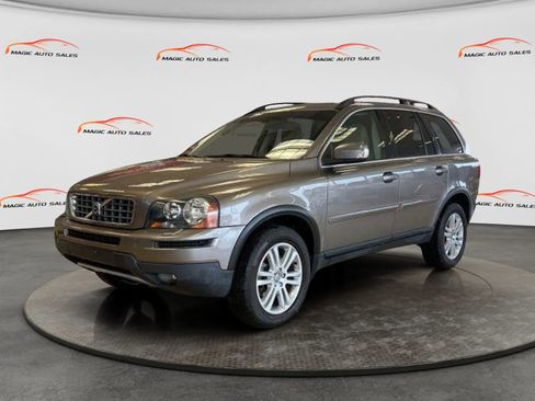 Used 2010 Volvo XC90 3.2 AWD/4WD image 1