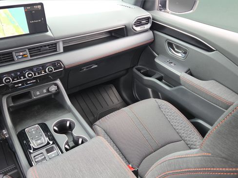 New 2026 Honda Pilot Sport image 14