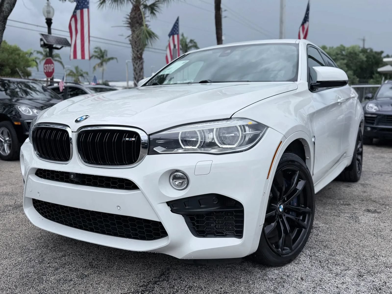 Used 2016 BMW X6 M AWD/4WD image 2