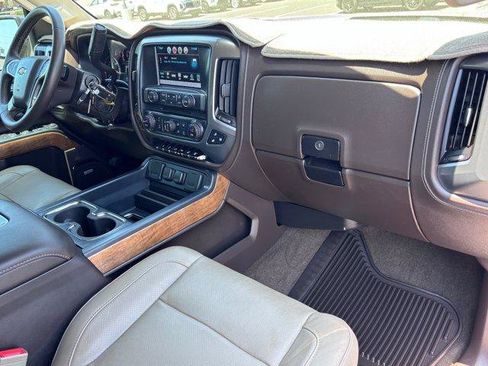 Used 2016 Chevrolet Silverado 2500 LTZ w/ Duramax Plus Package AWD/4WD image 11