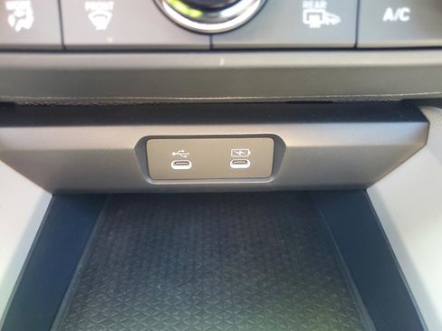 New 2025 Honda Accord SE image 17