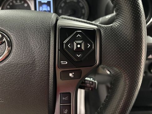 Used 2021 Toyota Tacoma TRD Off-Road image 13
