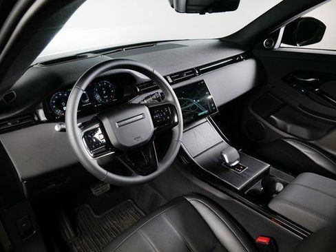 Used 2025 Land Rover Range Rover Evoque S image 16