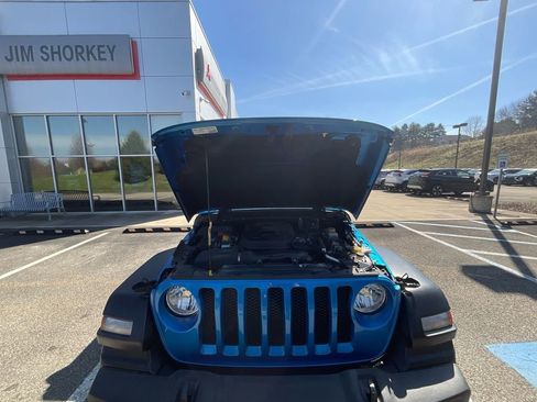 Used 2022 Jeep Wrangler Unlimited Sport AWD/4WD image 24