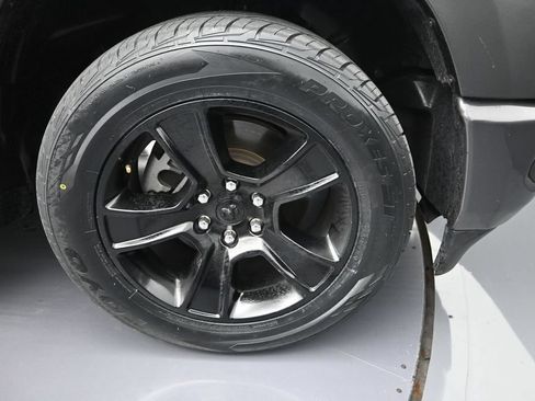 Used 2024 RAM 1500 Big Horn RWD image 9