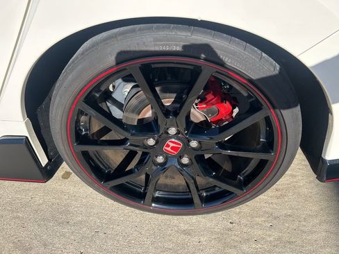 Used 2021 Honda Civic Type R image 23