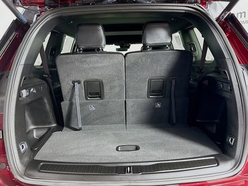 Used 2025 Jeep Grand Cherokee L Altitude image 26