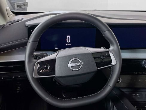 Used 2025 Nissan Murano SL w/ Cargo Package image 9