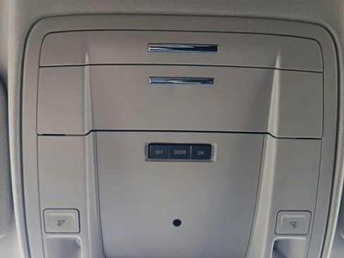 Used 2019 Chevrolet Tahoe LS image 30