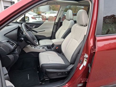 Used 2023 Subaru Forester Premium image 13