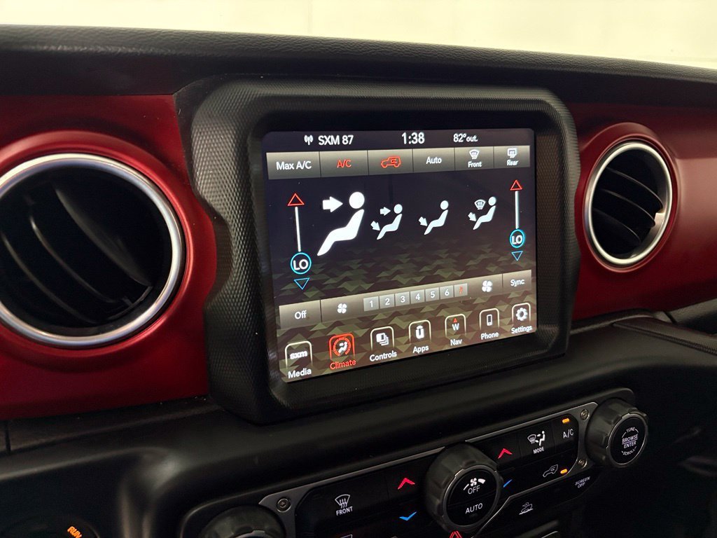 Used 2023 Jeep Wrangler Unlimited Rubicon AWD/4WD image 24