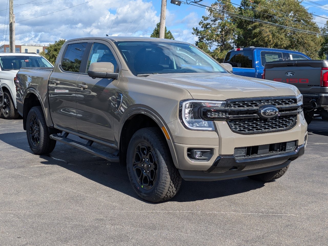 New 2026 Ford Ranger Lariat w/ Black Appearance Package AWD/4WD image 1
