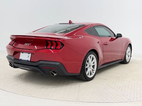 Used 2024 Ford Mustang GT Premium image 9