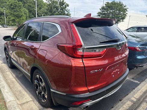 Used 2019 Honda CR-V Touring image 9