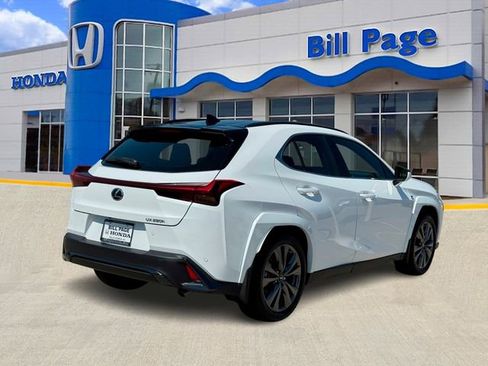 Used 2024 Lexus UX 250h F Sport FWD image 4