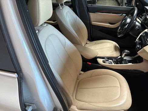 Used 2017 BMW X1 xDrive28i AWD/4WD image 25