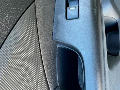 Used 2015 Honda CR-V LX image 25