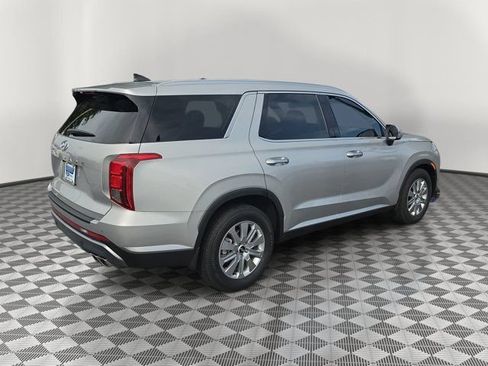 Used 2025 Hyundai Palisade SEL FWD image 6