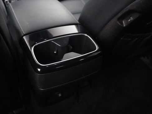 Used 2024 Kia Telluride EX w/ EX Captain's Chair Package FWD image 14