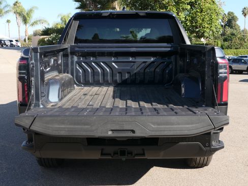 New 2026 GMC Sierra EV Elevation image 4