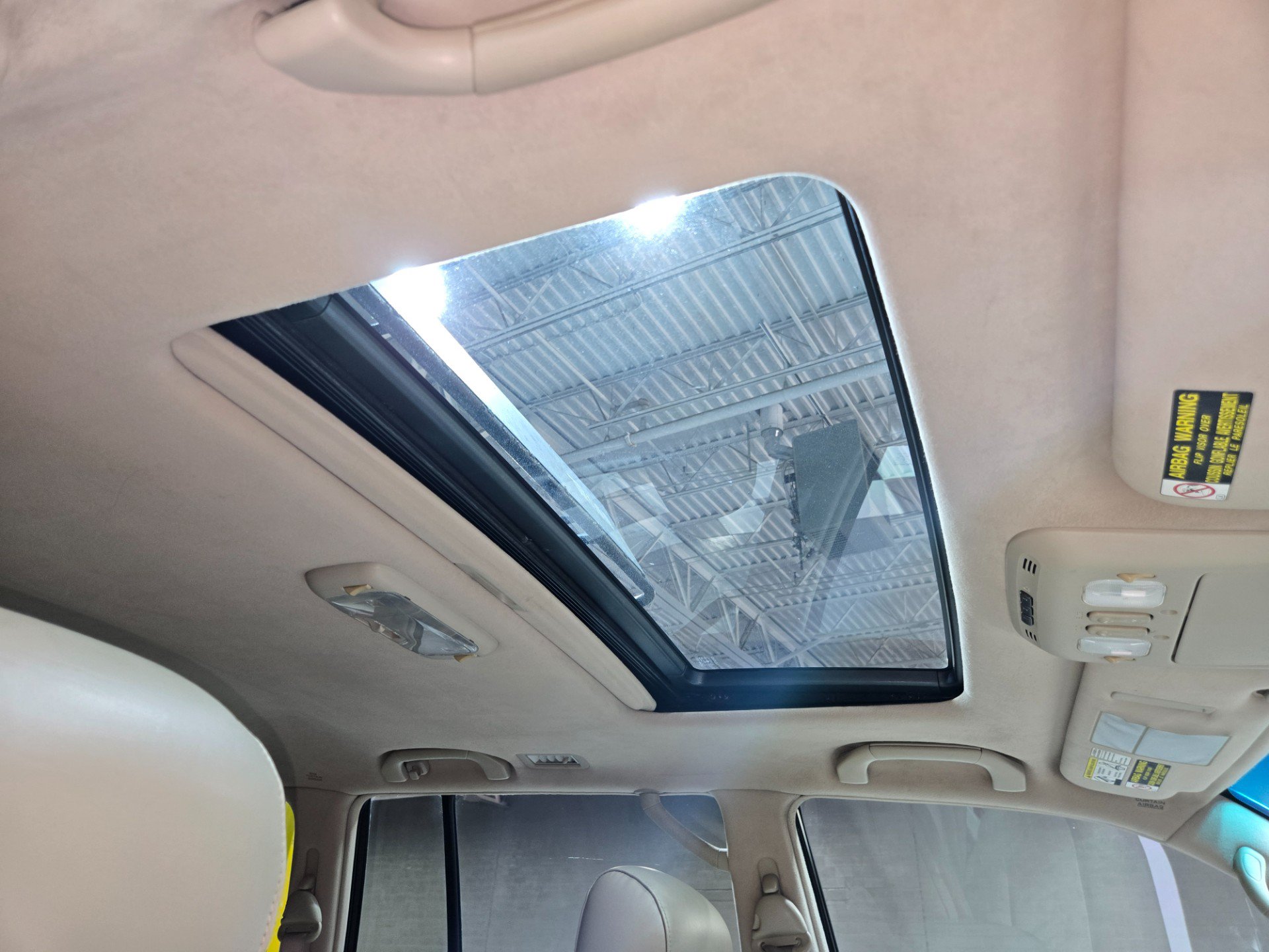 Used 2004 Lexus LX 470 4WD image 11