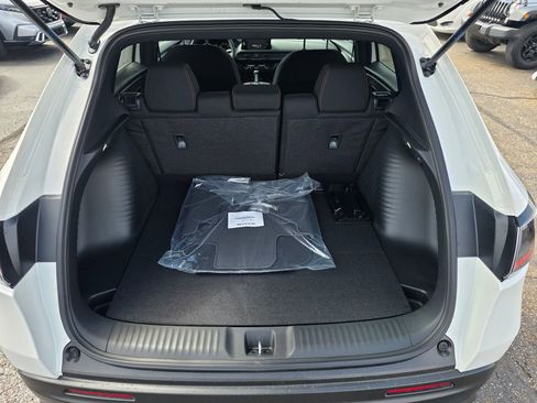 New 2026 Honda HR-V Sport image 13