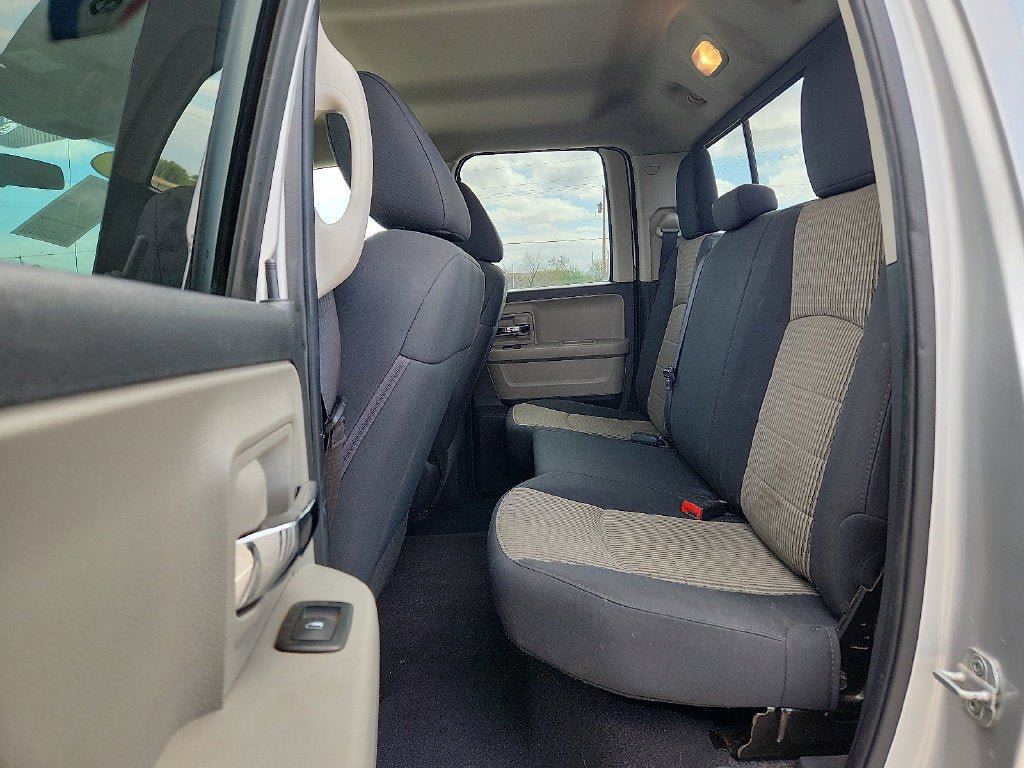 Used 2012 RAM 1500 Classic SLT RWD image 16